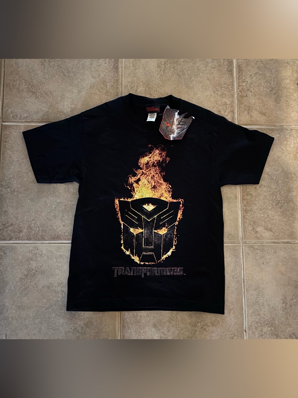 Vintage 2007 Transformers Movie Official Kids Flaming Autobot T-Shirt NWT!